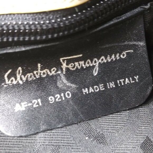 Vintage Salvatore Ferragamo Leather Shoulder Bag Slim Handbag Cream Light Brown - Picture 6 of 12